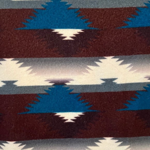 Western Aztec print cowgirl button up shirt jacket Large - Picture 2 of 4